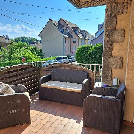 L'Appartement - Chambre Avec Salle De Bains Et Wc Dans Une Galerie D'Art Montbeliard Exterior photo